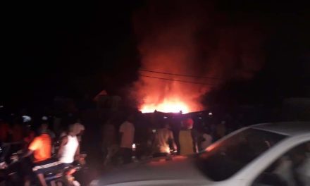 Violent incendie au marché central de Tambacounda (images)