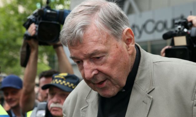 Australie : Le Cardinal George Pell jugé coupable d’abus sexuel