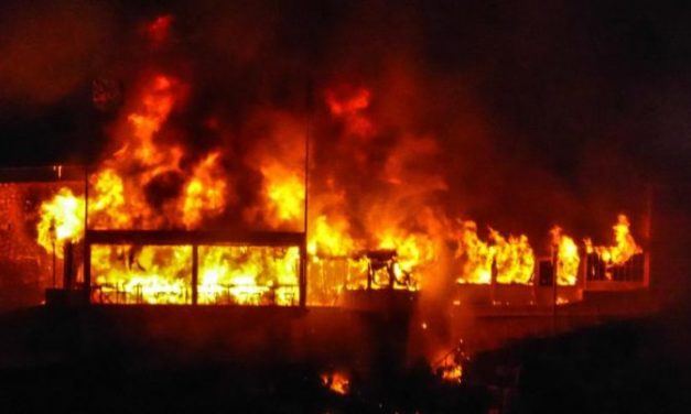 Violent incendie à Bandafassy : la radio communautaire et le centre multifonctionnel touchés