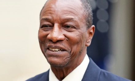 ALPHA CONDE – « Pourquoi on permet la révision de la Constitution aux autres et pas à la Guinée ? »