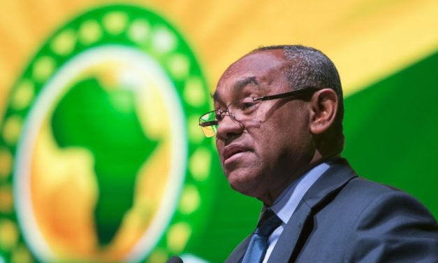 Football : Ahmad Ahmad, le président de la CAF, ressort de sa garde à vue, sans poursuite
