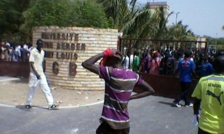 MANIFESTATIONS - Un étudiant tué à l'Ugb