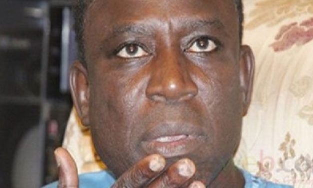 AFFAIRE DES FAUX BILLETS - Thione Seck risque 5 ans ferme et 10 millions d'amende