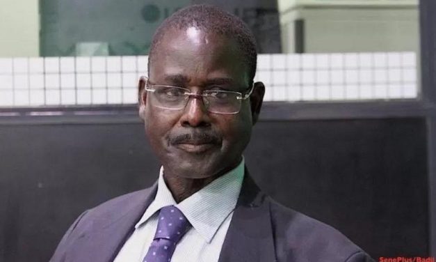 DU JOURNALISME SANS SE CACHER ( Par Jean Meïssa Diop)