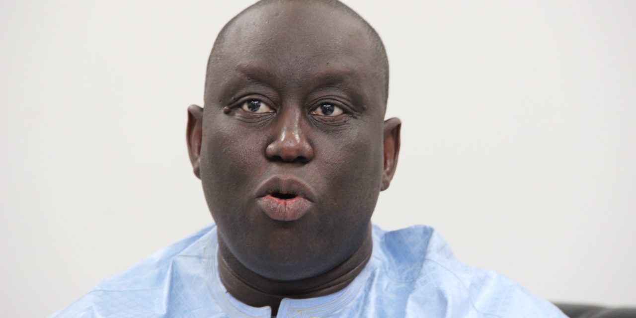 AUDIENCE MOUVEMENTÉE AU PALAIS - Racine Talla et Aliou Sall soldent leurs comptes devant Macky Sall