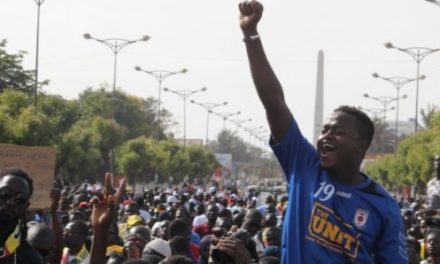 Aar Li Niu Bokk et le G7 annulent leur manifestation