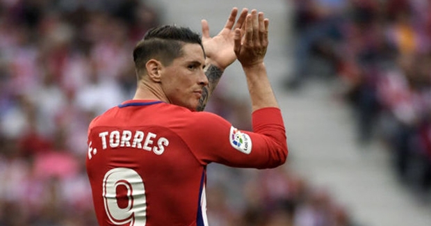 FOOTBALL : Fernando Torres range ses godasses !