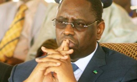 Macky Sall pleure Amath