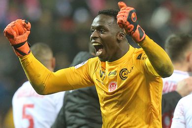 EDOUARD MENDY : « Ce que j’ai ressenti lors de notre victoire à la CAN ! »