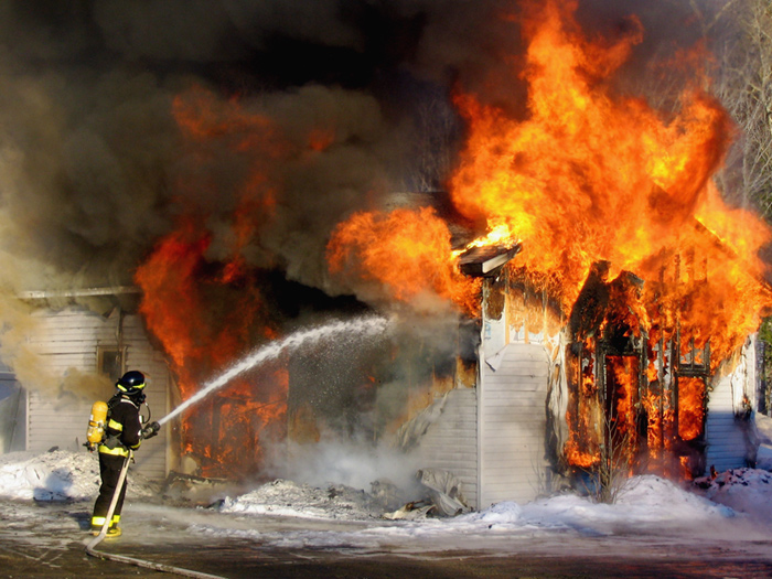 PARCELLES ASSAINIES : Un français périt dans un  incendie