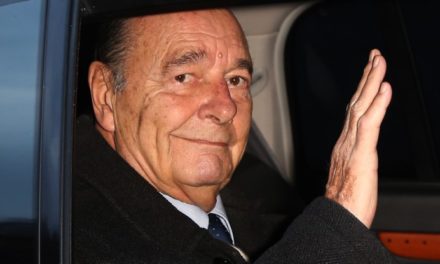 Obsèques de Jacques Chirac : Abdou Diouf en première ligne