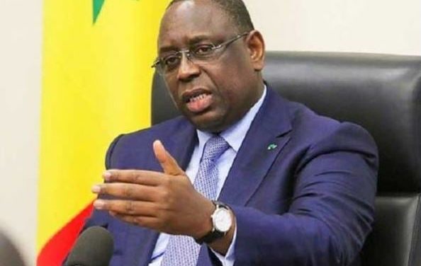 TAUX D’INTÉRÊT ÉLEVÉS DANS LA MICROFINANCE -Macky Sall dénonce l’usure