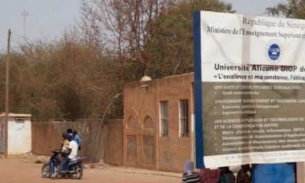 UNIVERSITE DE BAMBEY : Les étudiants en grève!