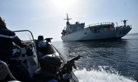 Saisie de cocaïne en pleine mer par la Marine : Ce que révèle l’enquête !