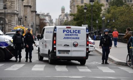 4 morts dans une attaque au couteau à la préfecture de police de Paris
