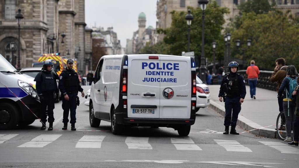 4 morts dans une attaque au couteau à la préfecture de police de Paris