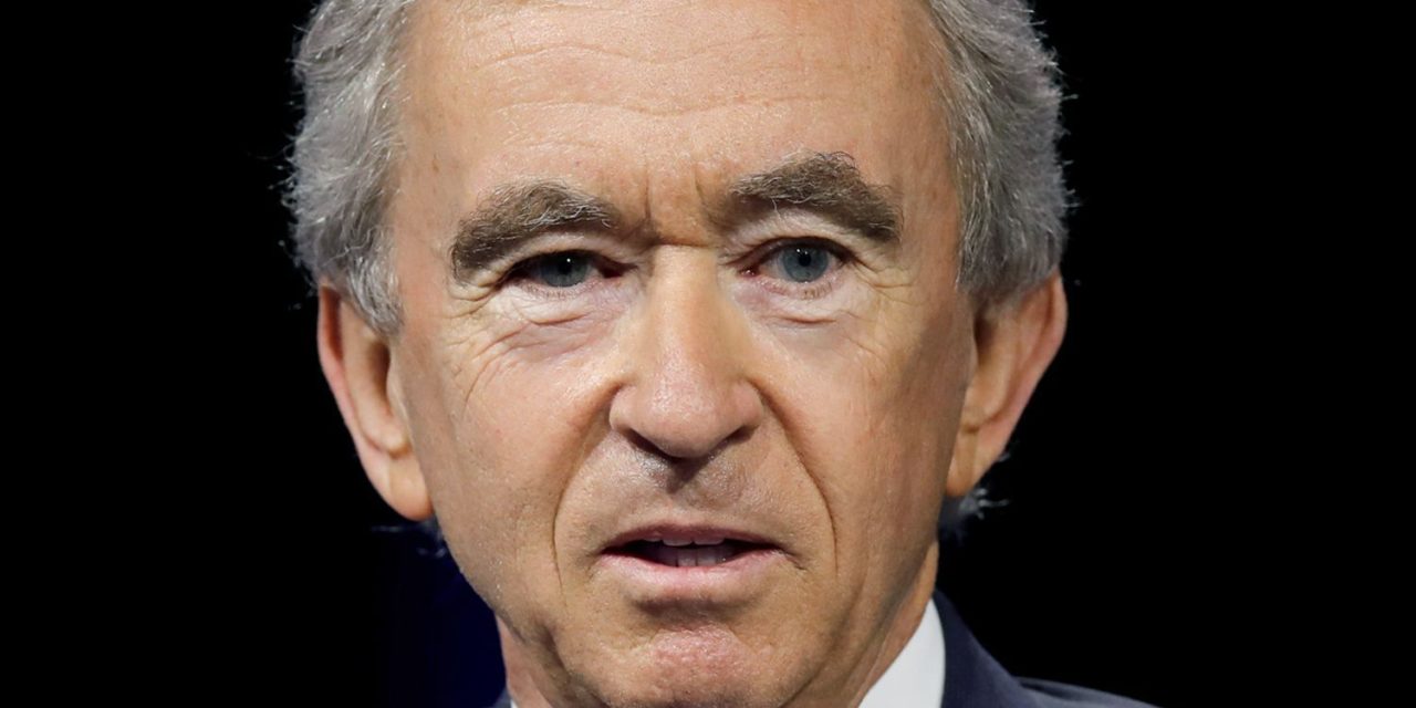 FRANCE - Bernard Arnault est désormais plus riche que Bill Gates et Jeff Bezos