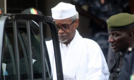 COVID-19  - Habré retourne en prison