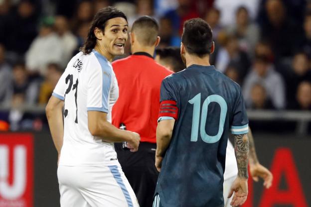 AMICAL - C’était chaud entre Messi et Cavani...