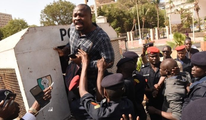 COMMISSARIAT CENTRAL DE DAKAR - Guy Marius Sagna libéré