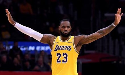 MEILLEUR SPORTIF DE LA DÉCENNIE - LeBron James is The King