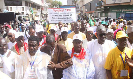 Front social : Macky joue la carte de l’apaisement  