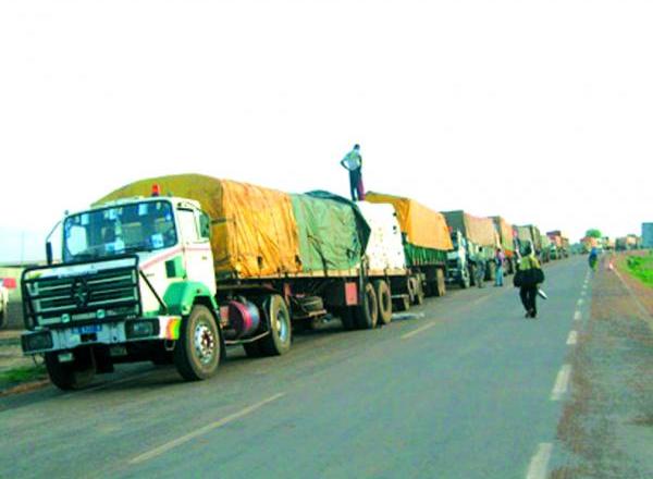TRACASSERIES ROUTIÈRES - Les transporteurs maliens et sénégalais décrètent 72 heures de grève