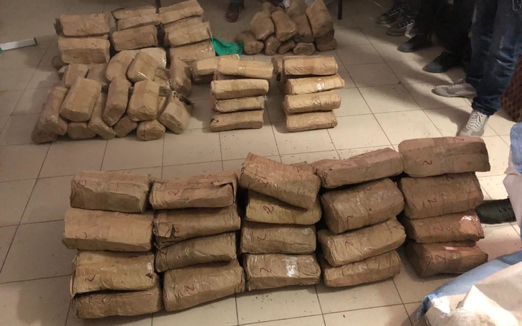 TRAFIC DE DROGUE - La Section de recherches intercepte 124 kg de chanvre indien