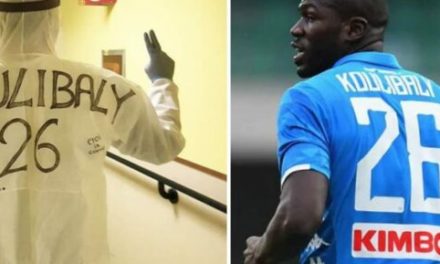 CORONAVIRUS - Un infirmier italien porte " Koulibaly " sur son dos pour se motiver