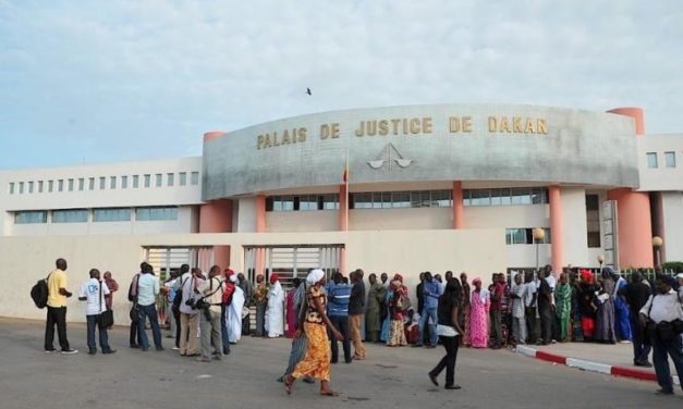 GRUGE A HAUTEUR DE 20 MILLIONS DE FRANCS - Le Procureur spécial de la Crei "envoie" son neveu en prison