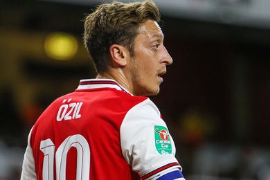 COVID-19 - Ozil refuse de baisser son salaire