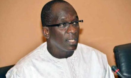 PROTECTION DU PERSONNEL SANITAIRE - Le Comes dénonce  Abdoulaye Diouf Sarr