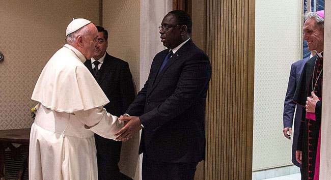 VISITE A DAKAR - Le pape François accepte l'invitation de Macky