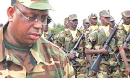 CASAMANCE - Macky Sall rend hommage aux deux soldats morts dans l'explosion d'une mine