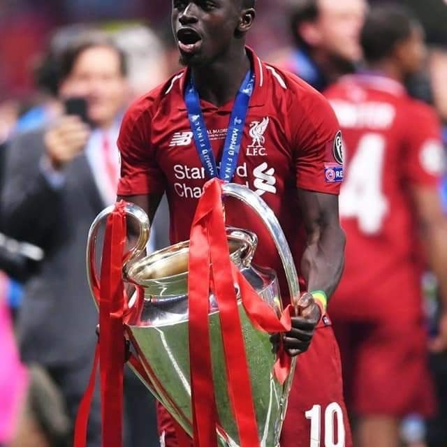 SADIO MANE, CHAMPION D'ANGLETERRE  - "Ça a été très long"