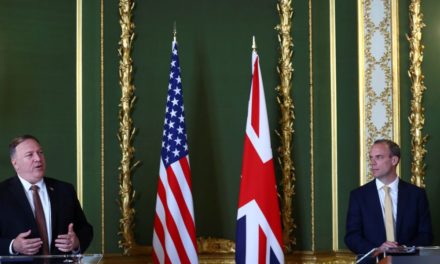 LONDRES - Pompeo appelle à bâtir une coalition anti-chinoise