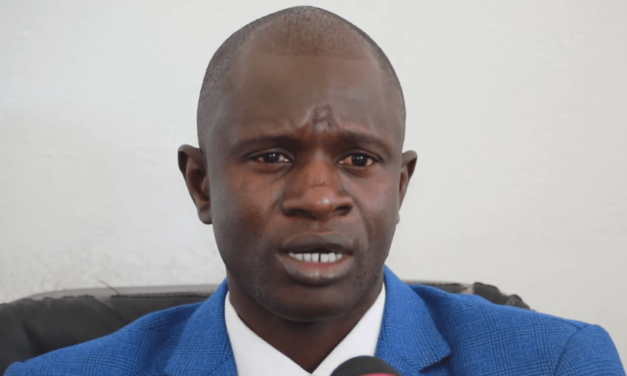 BLOCAGE DU RECEPISSE DE SON PARTI - Babacar Diop descend Antoine Diome