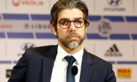 Juninho tacle le Barça !