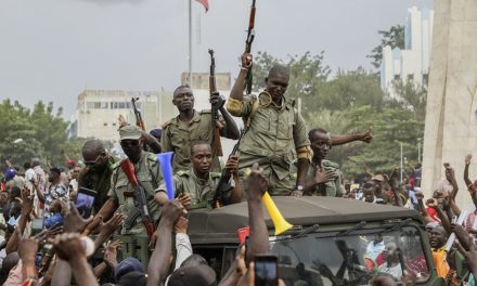 MALI - Les putschistes promettent des élections "dans un délai raisonnable"