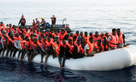 AXE DAKAR-MBOUR - Deux pirogues de migrants clandestins interceptées par la marine nationale