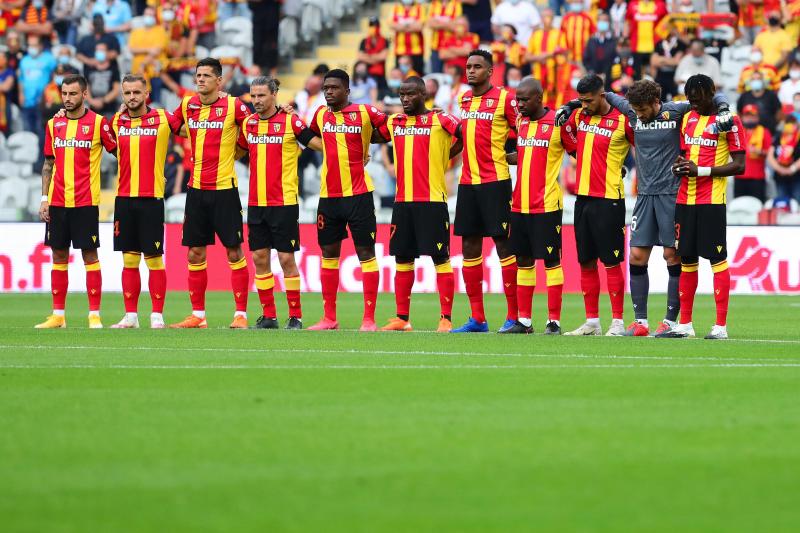 RC LENS - 18 cas positifs au coronavirus