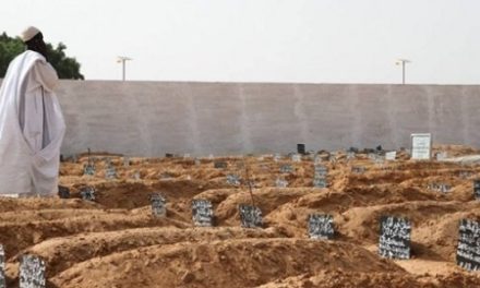 TOUBA – Le manque d'eau touche les cimetières de Bakhiya