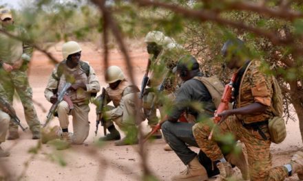 Vingt-cinq morts dans l'attaque d'un convoi de déplacés au Burkina, dit l'Agence des Nations unies pour les réfugiés