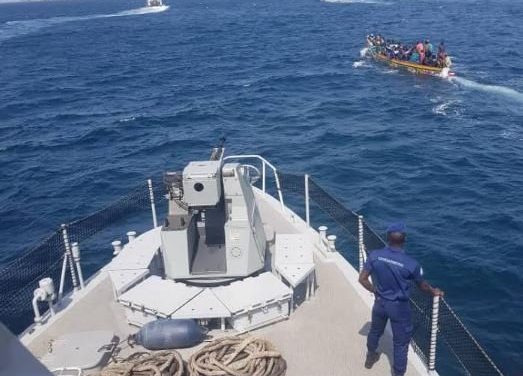 CHAVIREMENT D'UNE PIROGUE PARTIE DE MBOUR AUX ILES CANARIES - Plus de 50 disparus !