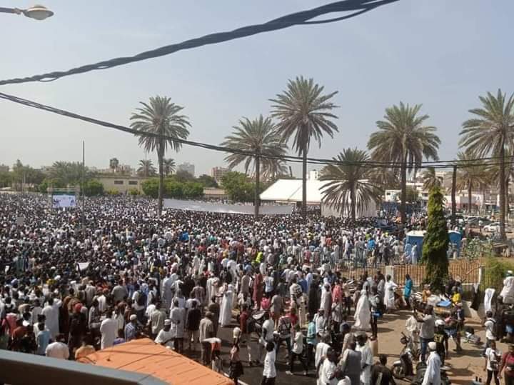 PHOTOS + VIDEO - CONTRE LES CARICATURES SUR LE PROPHÈTE - Le pari réussi des musulmans du Sénégal
