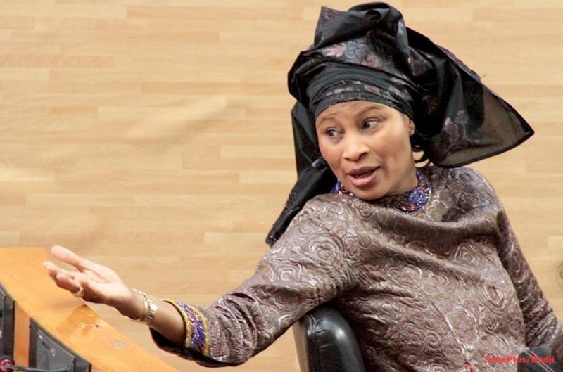 PASSEPORT DIPLOMATIQUE DE SONKO - Aïssata Tall Sall mouille l'Assemblée nationale