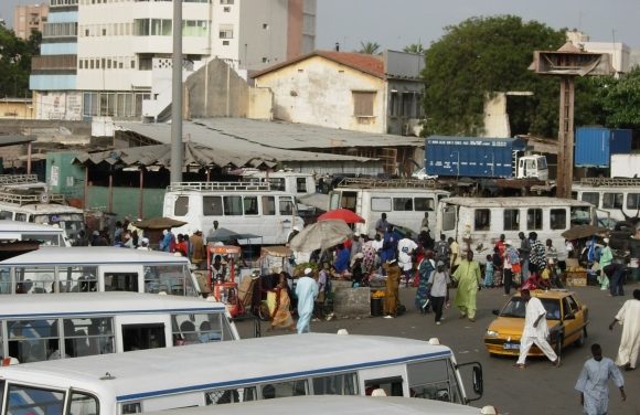 TRANSPORTS TERRESTRES - Trois syndicats appellent à la grève générale