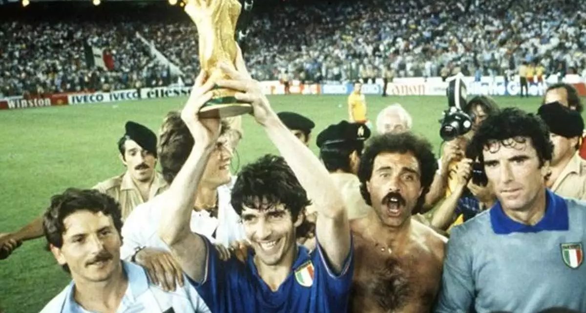 ITALIE  - Paolo Rossi est mort