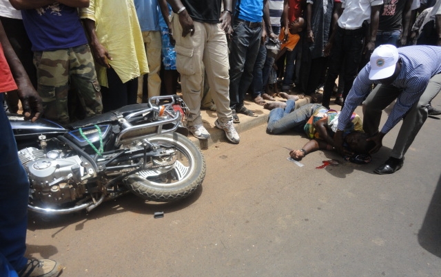 DAKAR-AUTOROUTE - Un accident fait un mort et un blessé grave