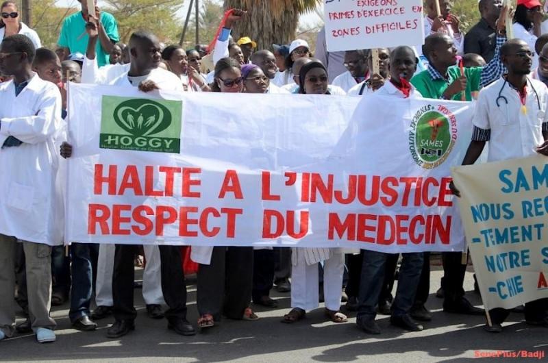 RENCONTRE AVEC DIOUF SARR – Le SAMES suspend son mot d’ordre de grève